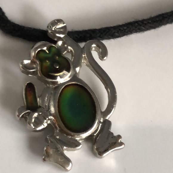 Monkey Color Change Heat Thermo Mood Pendant Necklace - Picture 2 of 8